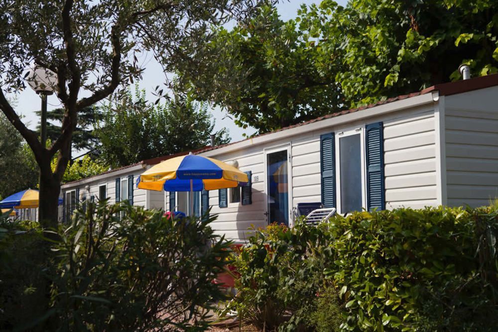 Camping Serenella Bardolino Exterior photo